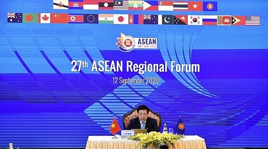 Phó Thủ tướng, Bộ trưởng Ngoại giao Phạm Bình Minh chủ trì Hội nghị Diễn đàn Khu vực ASEAN lần thứ 27