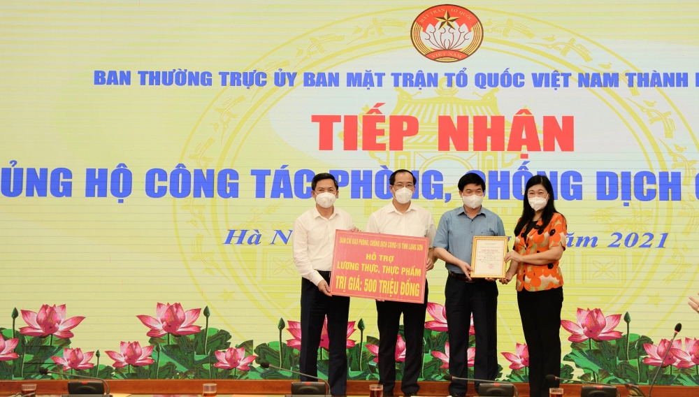 Tỉnh Lạng Sơn ủng hộ nhu yếu phẩm tiếp sức nhân dân Thủ đô sớm đẩy lùi dịch bệnh