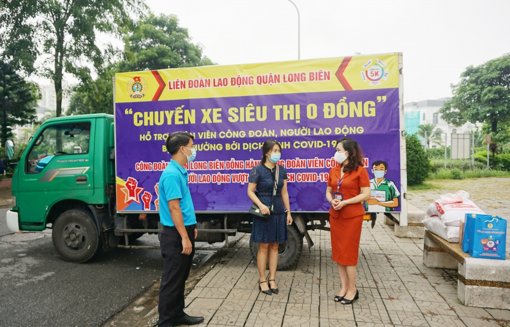 Công đoàn sẻ chia, tiếp thêm động lực giúp người lao động quận Long Biên nỗ lực vượt khó
