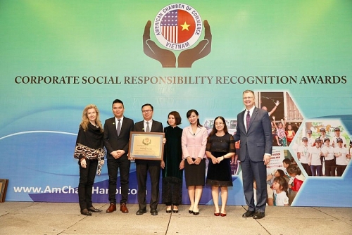 Đại sứ Mỹ trao Giải thưởng Trách nhiệm xã hội doanh nghiệp cho Herbalife Vietnam