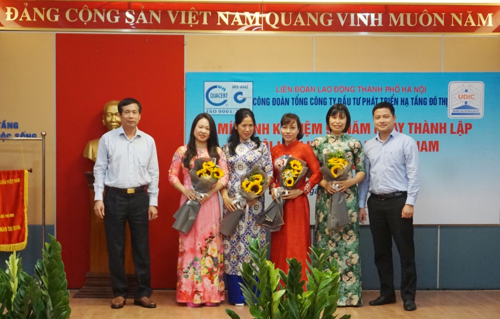 Công đoàn Tổng Công ty UDIC kỷ niệm 90 năm Ngày thành lập Hội Liên hiệp phụ nữ Việt Nam