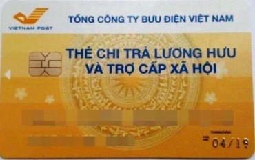 Hà Nội thí điểm trả lương hưu, trợ cấp bảo hiểm xã hội qua thẻ