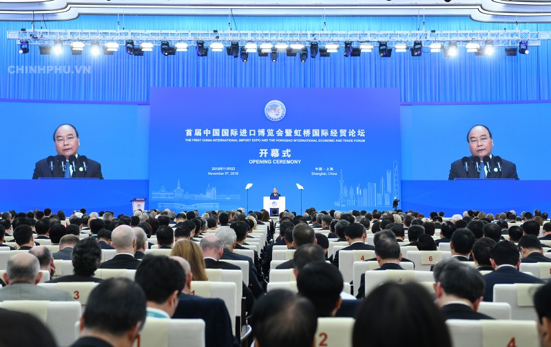 Thủ tướng mong muốn cùng Trung Quốc và các nước thúc đẩy hợp tác kinh tế