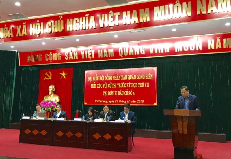 Hội đồng nhân dân quận Long Biên tiếp xúc cử tri tại 8 đơn vị bầu cử