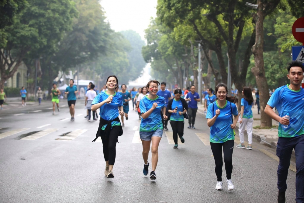 Gần 25.000 người tham gia Giải chạy “Tết ấm cho người nghèo - Vì miền Trung thương yêu”