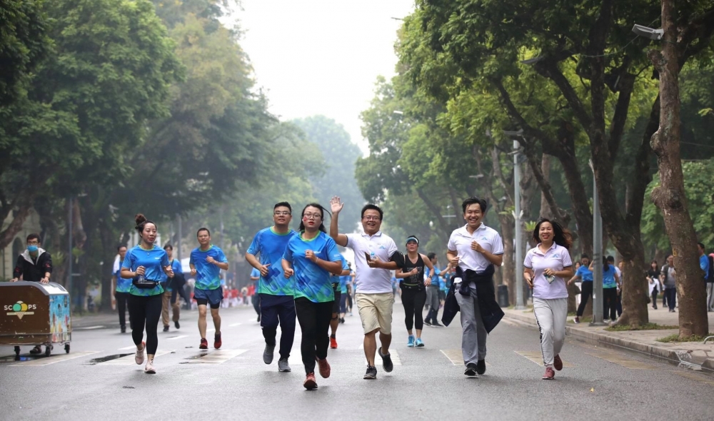 Gần 25.000 người tham gia Giải chạy “Tết ấm cho người nghèo - Vì miền Trung thương yêu”