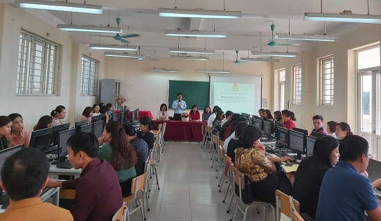 Quận Long Biên: Tập huấn sử dụng phần mềm quản lý đoàn viên cho cán bộ công đoàn