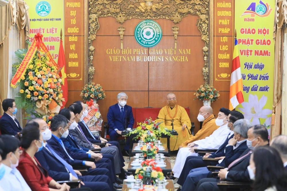 Chủ tịch Ủy ban Trung ương MTTQ Việt Nam thăm, chúc mừng Giáo hội Phật giáo Việt Nam