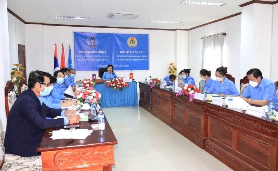 Tăng cường hợp tác giữa Liên hiệp Công đoàn thành phố Viêng Chăn và LĐLĐ thành phố Hà Nội