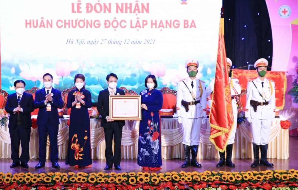 Hội Chữ thập đỏ thành phố Hà Nội đón nhận Huân chương Độc lập hạng Ba