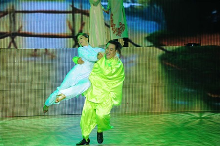 Vợ chồng Thanh Bình "đội sổ" Bước nhảy hoàn vũ - 8