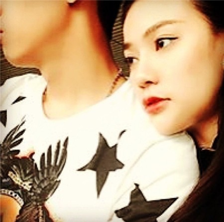 Bí quyết khoe người yêu của các người đẹp Việt