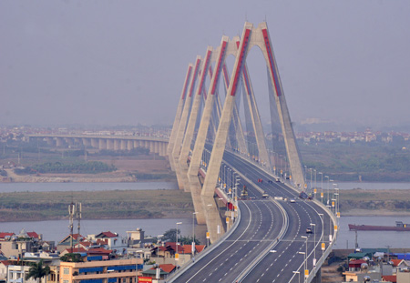 Cầu Nhật T&acirc;n sẵn s&agrave;ng trước ng&agrave;y th&ocirc;ng xe