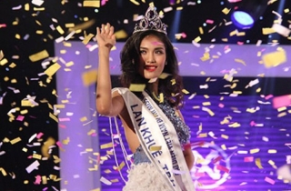 Hoa khôi Áo dài có xứng đáng thi Miss World 2015