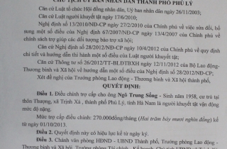 Có hay không việc “quan xã” xà xẻo tiền trợ cấp?