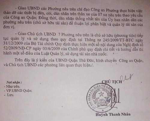 TPHCM: Hàng loạt xe công an phường buộc phải dỡ còi, nhãn ...cảnh sát TPHCM: Hàng loạt xe công an phường buộc phải dỡ còi, nhãn ...cảnh sát