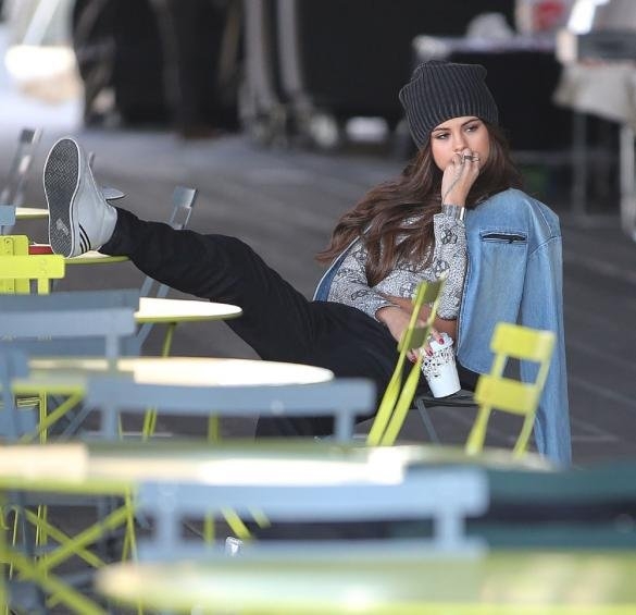 Rộ tin đồn Selena Gomez mang thai | Sao,sao Selena,chuyện mang thai của selena