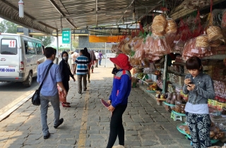 Du lịch núi Bà Đen, Tây Ninh: Tiểu thương bị chèn ép