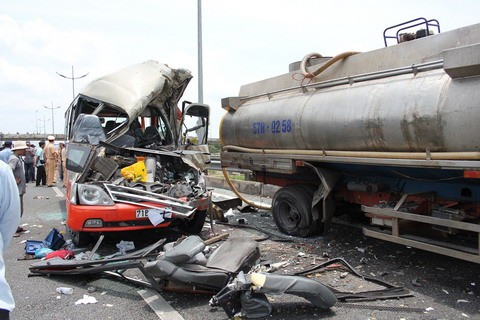 Hiện trường vụ tai nạn khiến 7 người thiệt mạng.