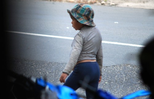 Lâm Đồng: Cậu bé bị vắt kiệt sự sống để... làm mồi bán vé số