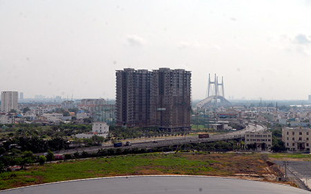 Nhiều công trình đang mọc lên.