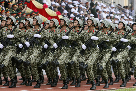 Đoàn lính đặc công tham gia lễ diễu binh (ảnh: Hữu Nghị).