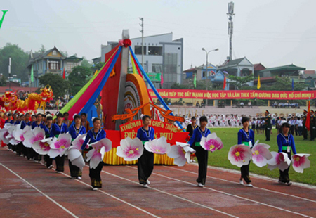 Lễ diễu binh mừng chiến thắng Điện Biên