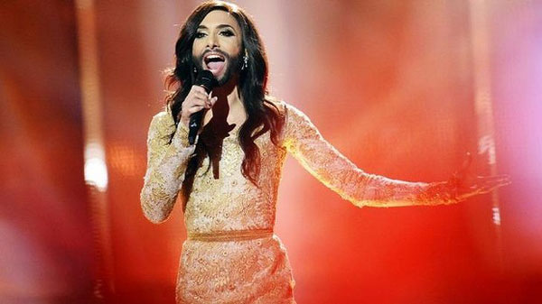 'Nữ ca sĩ có râu' chiến thắng oanh liệt tại cuộc thi âm nhạc Eurovision Conchita-Wurst29-9059-1399865518.jpg