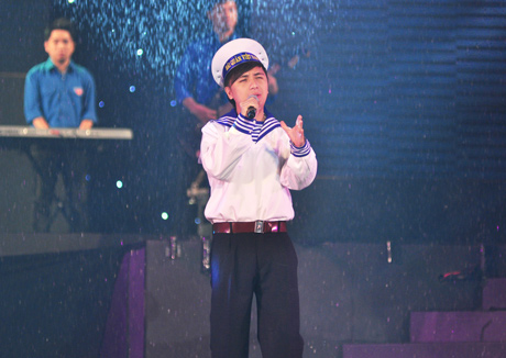 Bất ngờ với ca khúc rock về Biển Đông - 3