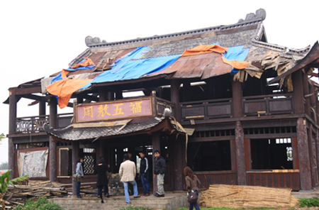 Bối cảnh từng được dựng cho phim Thái sư Trần Thủ Độ đã hư hỏng rất nhanh sau đó