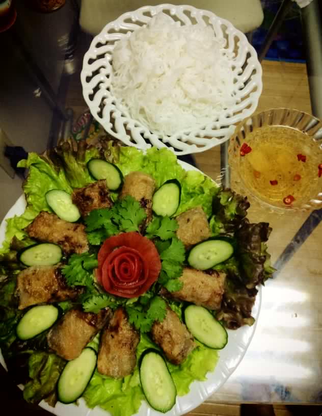 sóng gió, hôn nhân, tủi thân, chồng, trầm tính, khô khan, trăng mật, sau hôn nhân, sinh con