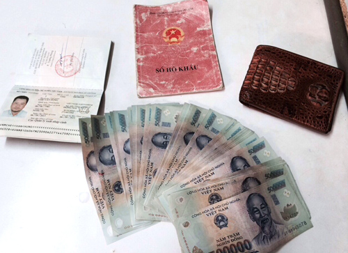 Đe doạ tính mạng giám đốc xây dựng đòi 50 triệu đồng tangvatcuongdoat.jpg