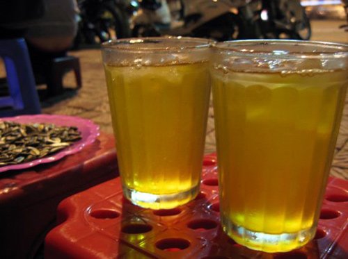 mía đá, trà đá, thực phẩm, vỉa hè, đồ ăn, đậu phụ rán, cafe dạo, buôn bán vỉa hè, tiểu thương, kinh doanh