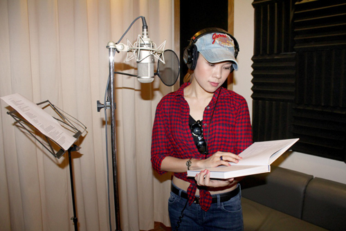 Mỹ Tâm không giấu nổi sự xúc động khi biết rằng Wanbi Tuấn Anh có ước nguyện song ca cùng mình.