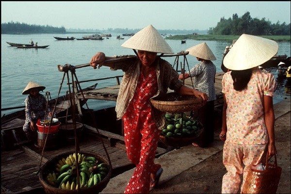 Việt Nam năm 1994 bình dị qua ống kính nhiếp ảnh gia Pháp 5