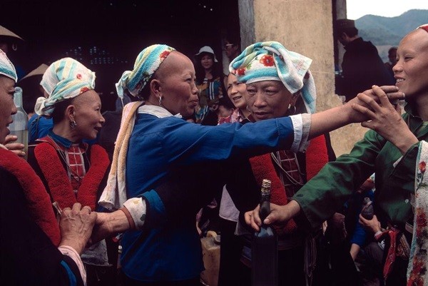 Việt Nam năm 1994 bình dị qua ống kính nhiếp ảnh gia Pháp 9