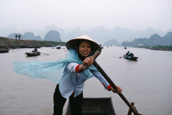 Việt Nam năm 1994 bình dị qua ống kính nhiếp ảnh gia Pháp 13