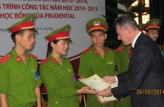 Prudential  Việt Nam trao 55 suất học bổng cho sinh viên Học viện Cảnh sát