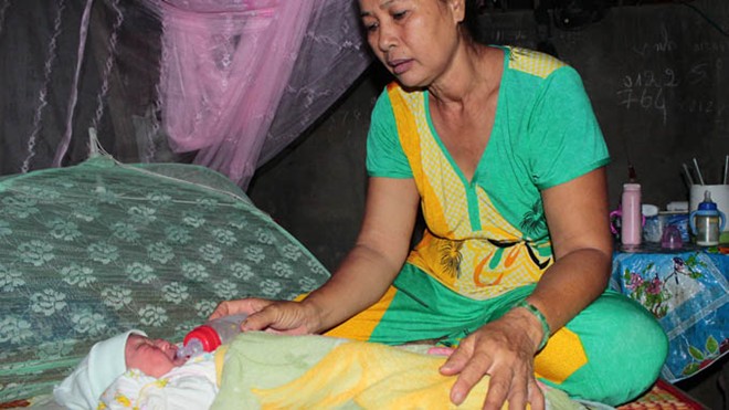 Đã xác định danh tính cha mẹ bé gái sơ sinh bị chôn sống