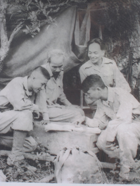 Những bức ảnh đặc biệt hiếm về Đại tướng Võ Nguyên Giáp 12