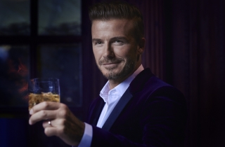 David Beckham đến Việt Nam: Chiêu né quy định cấm quảng bá rượu