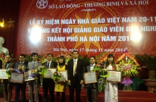 Đưa thực tiễn vào bài giảng