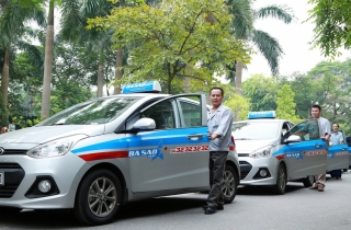 Ba Sao taxi 10 năm một chặng đường