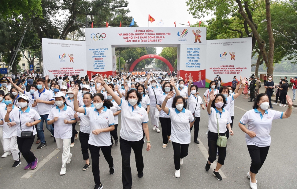 Hơn 3.000 người dân Thủ đô tham gia chạy hưởng ứng Lễ đếm ngược 31 ngày hướng tới SEA Games 31