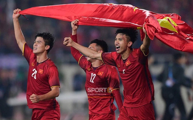 Tuyển bóng đá Việt Nam: Thắng để làm nên lịch sử!