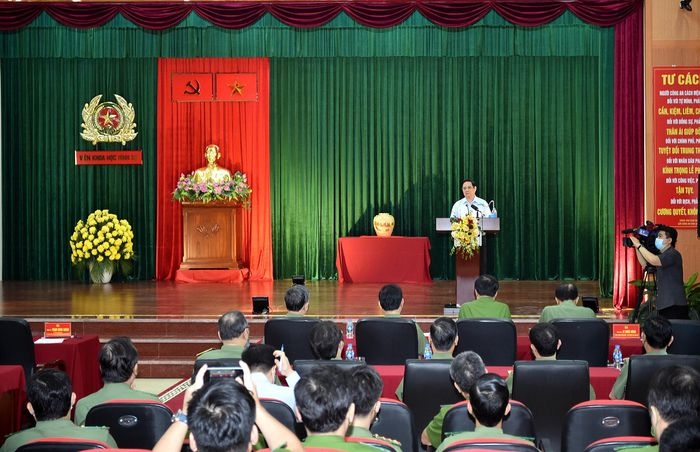 Thủ tướng Phạm Minh Chính tới thăm và làm việc với Viện Khoa học hình sự