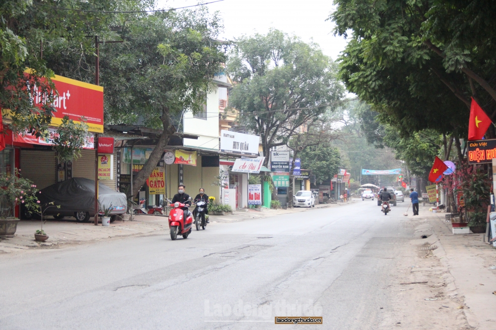 Hàng loạt quán ăn, cà phê, trà đá tại huyện Mê Linh “cửa đóng, then cài” chống dịch
