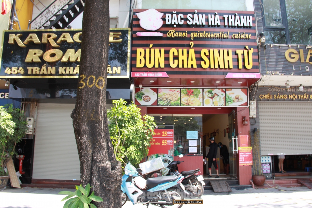 Hà Nội: Hàng ăn tuân thủ nghiêm việc tạm dừng kinh doanh tại chỗ