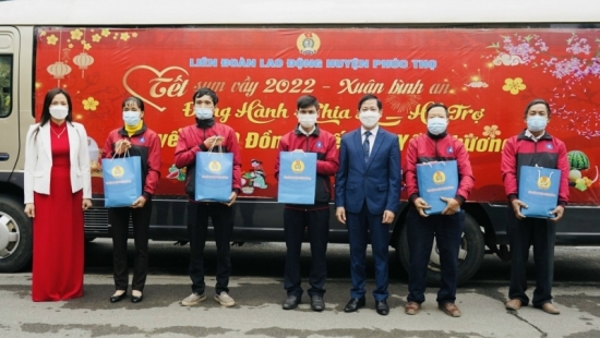 “Chuyến xe 0 đồng” mang Tết Sum vầy năm 2022 đến với đoàn viên, người lao động huyện Phúc Thọ