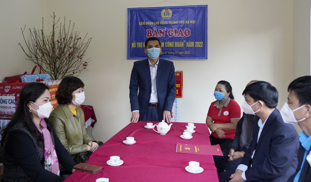 Người lao động tại huyện Thạch Thất đón nhận “Mái ấm Công đoàn”
